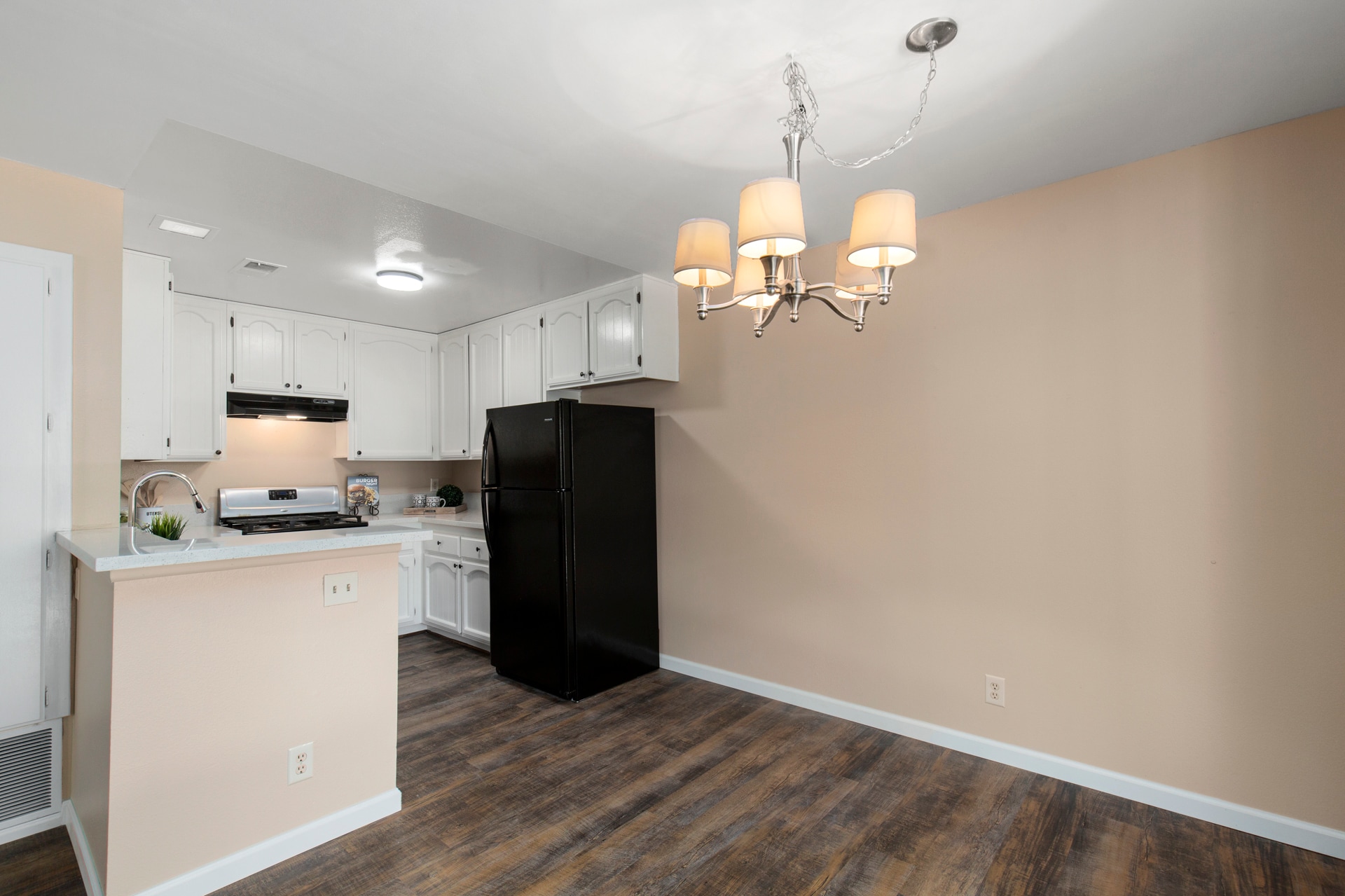 Building Photo - 19104 Alamo Ln