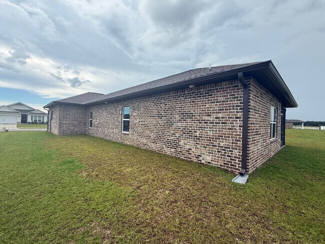 Building Photo - 28073 Hallow Trl