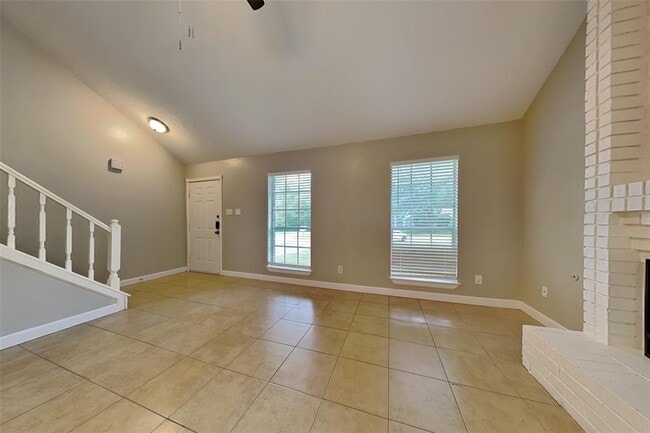 Building Photo - 57 Rockfern Ct