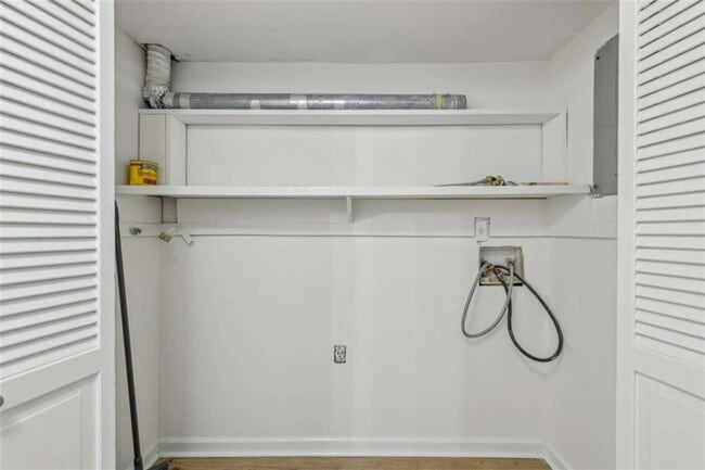Building Photo - 98 La Rue Pl NW