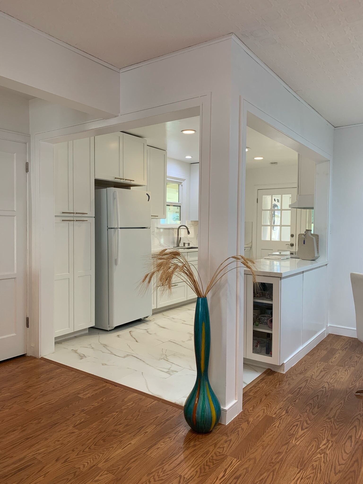 Building Photo - 467 E 44th Cir