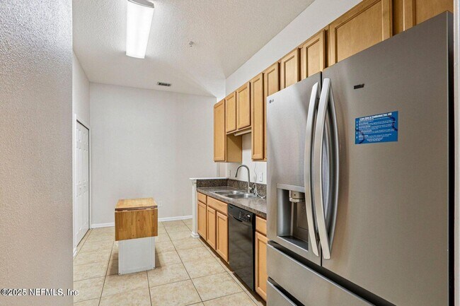 Building Photo - 13816 Herons Landing Way