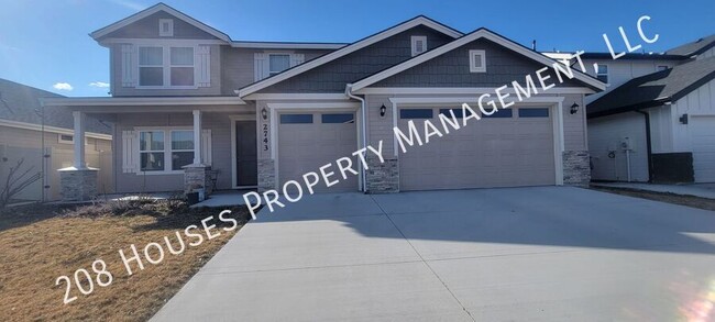 Primary Photo - Spacious home in Quiet Neighborhood