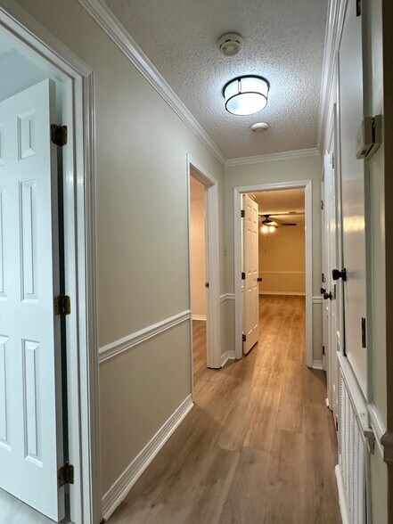 Hallway - 214 Margaret Ave
