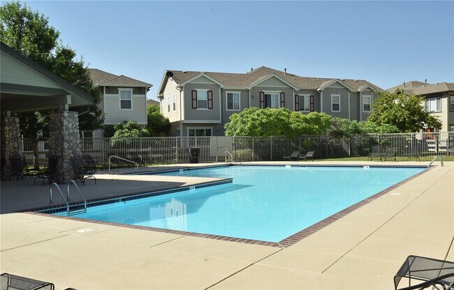 Building Photo - 13112 Grant Cir N