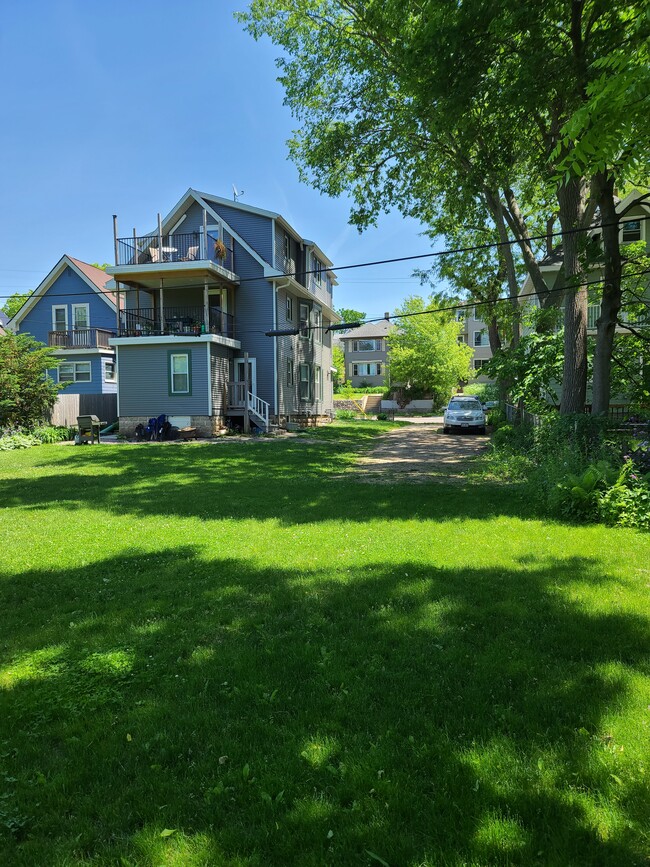 Back Yard - 2134 Winnebago St