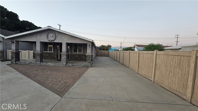 Building Photo - 141 W Pleasant View Ave