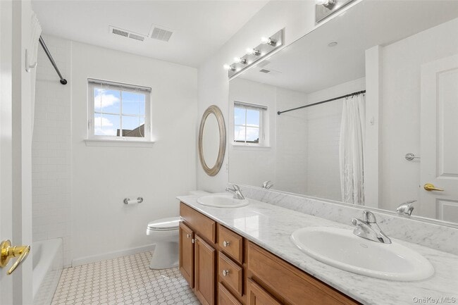 Building Photo - 402 Waterview Dr