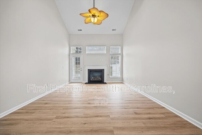 Building Photo - 616 Bayou Cir