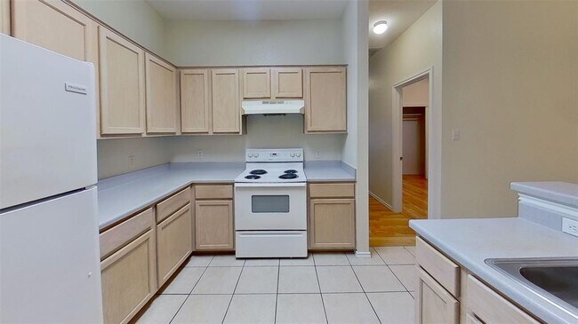 Building Photo - 1705 Constantino Cir