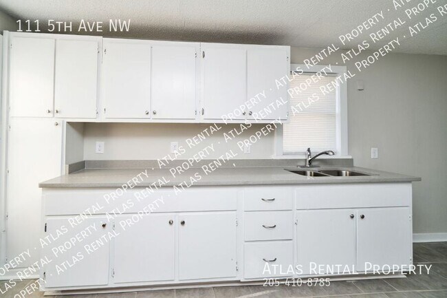 Building Photo - 111 5th Ave NW
