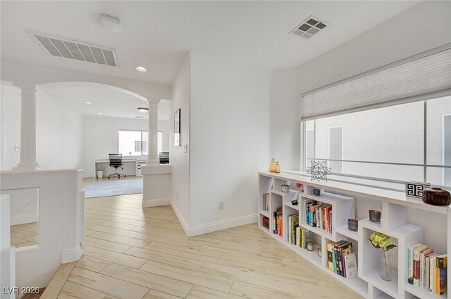 Building Photo - 5556 Dancing Fox Ct