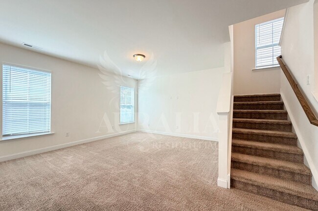 Building Photo - 563 Whitley Rdg Dr