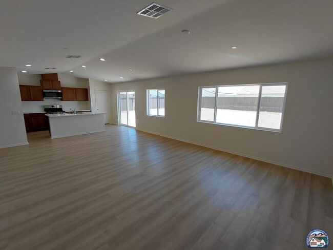 Building Photo - 475 Palomino Ct