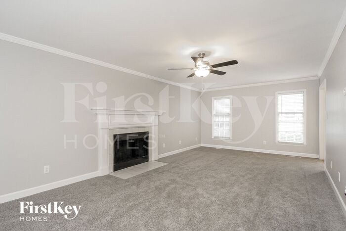 Building Photo - 6866 Greenbrook Dr