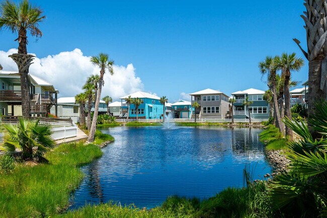 Building Photo - 456 Paradise Pointe Dr