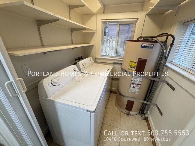 Building Photo - 10440 SW 80th Ave