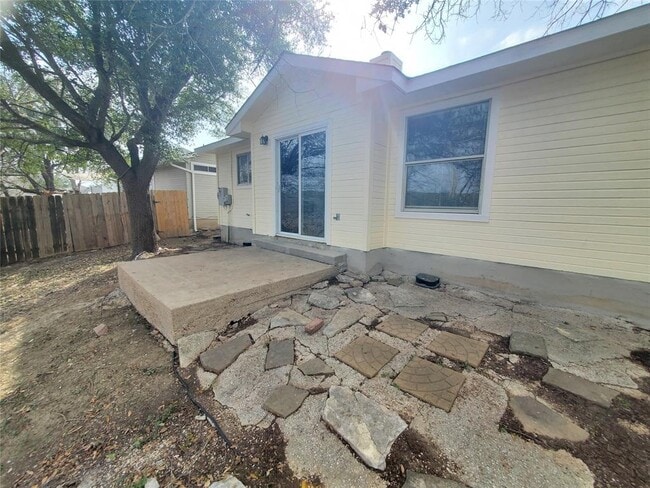 Building Photo - 7209 Ritchie Dr