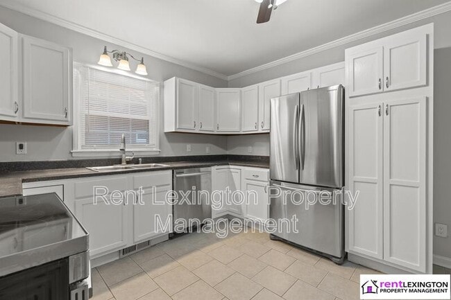 Building Photo - 1721 Albemarle Rd