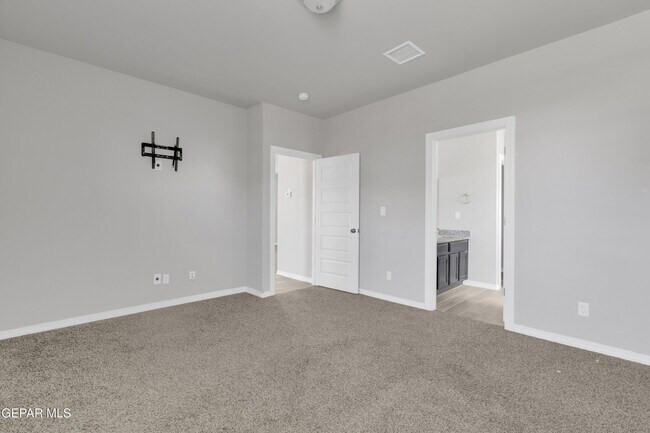 Building Photo - 12260 Desert Wolf Ave