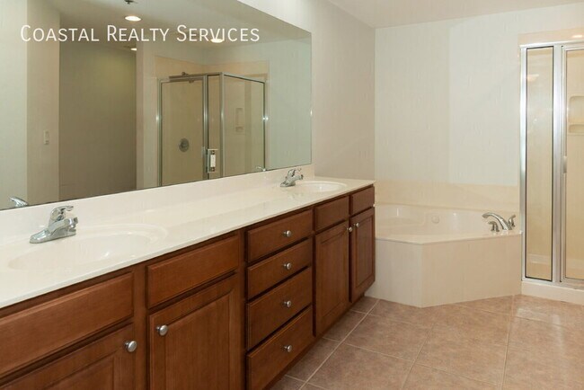 Building Photo - 113 Brooks St SE