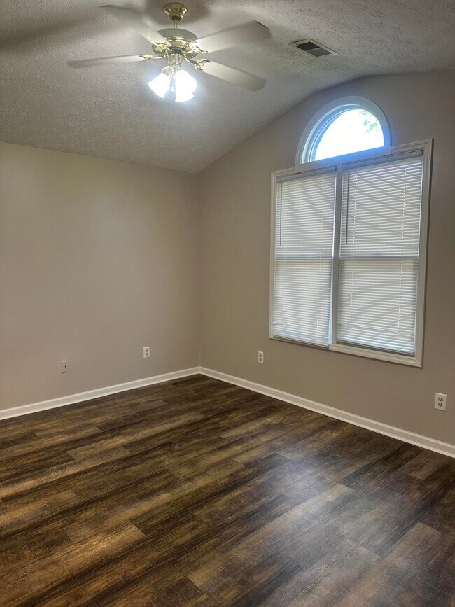 Building Photo - 1137 Iron Lace Ct