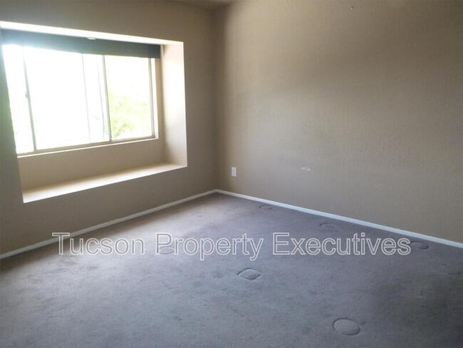 Building Photo - 9472 N Albatross Dr