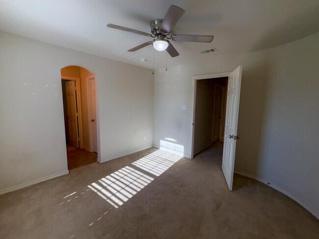 Building Photo - 13459 Juneau Dr