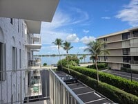 Building Photo - 3230 S Ocean Blvd