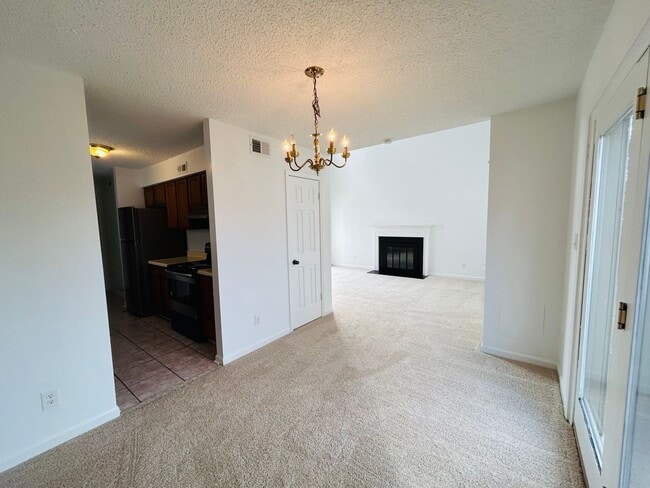 Building Photo - Cute 2-story home 2 bedroom 2 1/2 bath with a 1 car garage off Pisgah Church road NW Greensboro