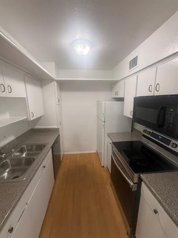 Building Photo - 12888 Montfort Dr