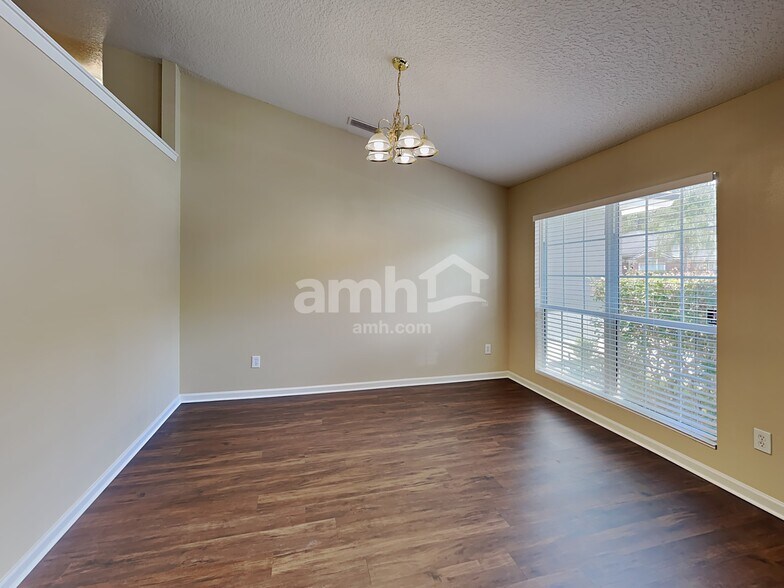 Building Photo - 13895 Wild Hammock Trl