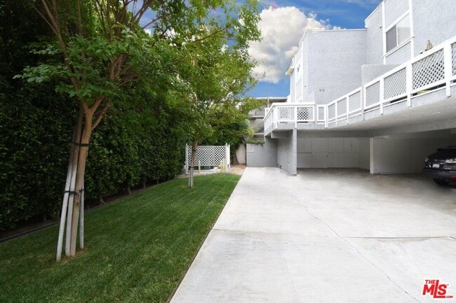 Building Photo - 100 Monterey Blvd