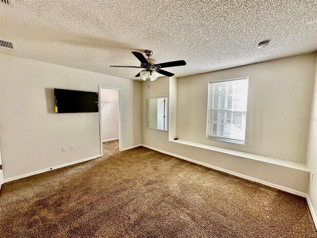 Building Photo - 638 Muskrat Dr