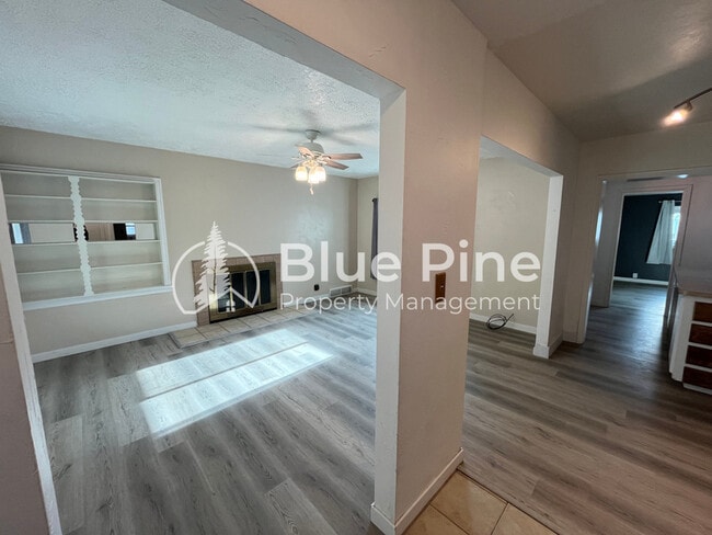 Building Photo - 108 Horrocks Dr