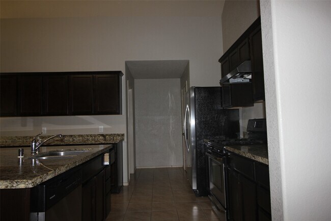 Building Photo - 7203 Basque Country Dr