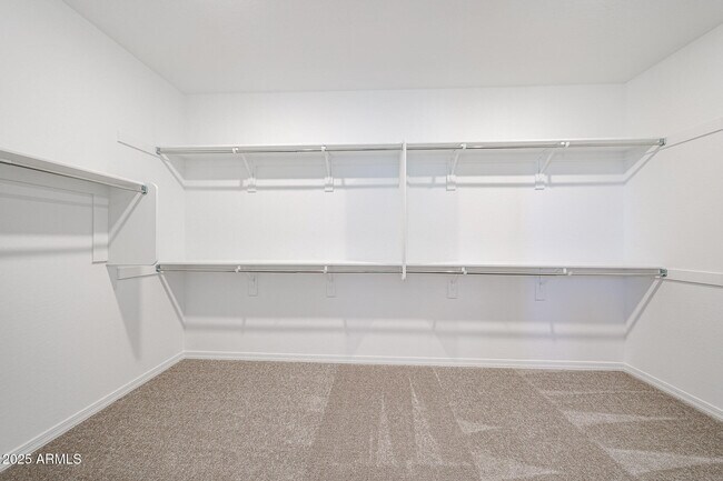 Building Photo - 25076 77th Dr