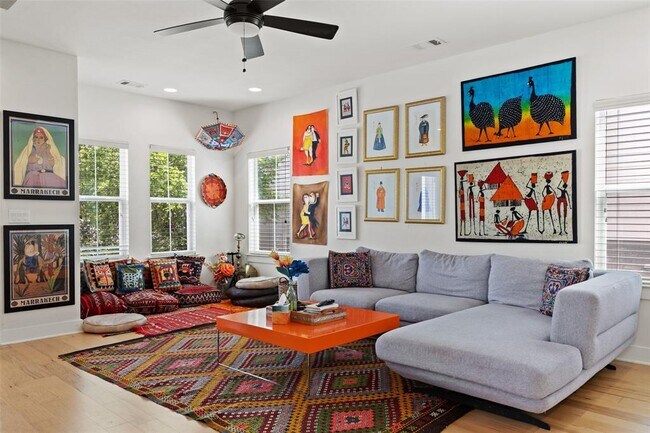 Building Photo - 2713 Halcyon Dr