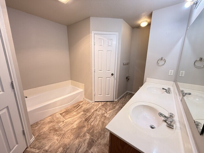 Building Photo - 6113 16th St