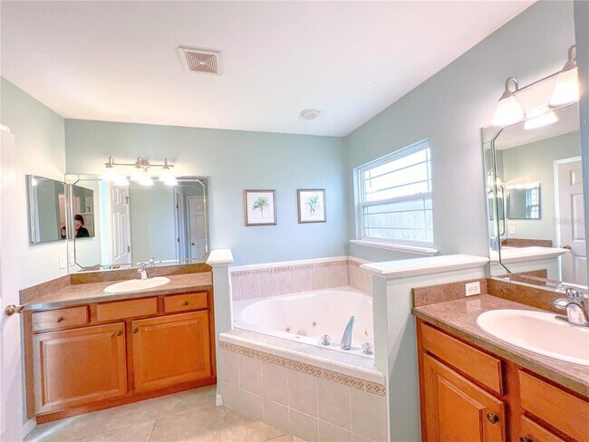 Building Photo - 14479 NW 25th Rd