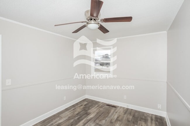 Building Photo - 890 Griffin St