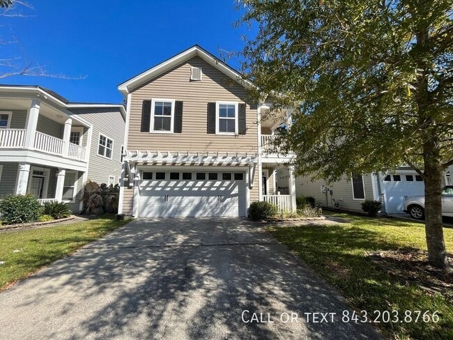 Primary Photo - 214 Recess Dr