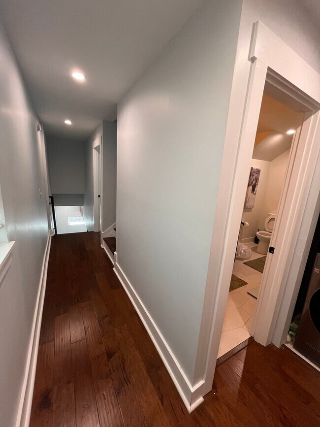 Building Photo - Lawrenceville 3 Bed, 2.5 Bath House with Parking for Lease July 1!