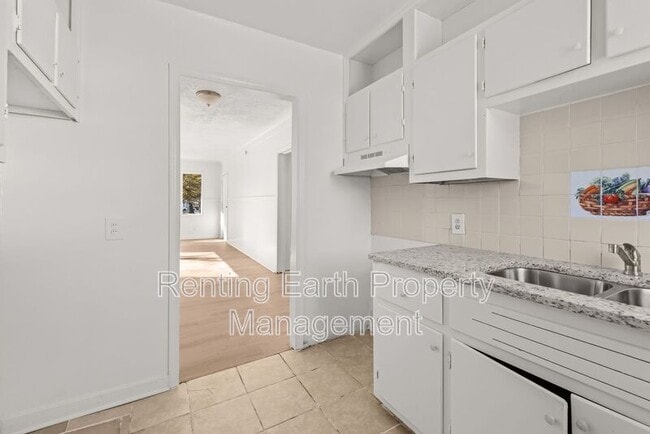 Building Photo - 5121 Molton Gray Dr