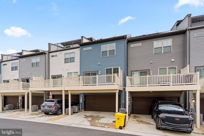 Building Photo - 311 Lentic Ln