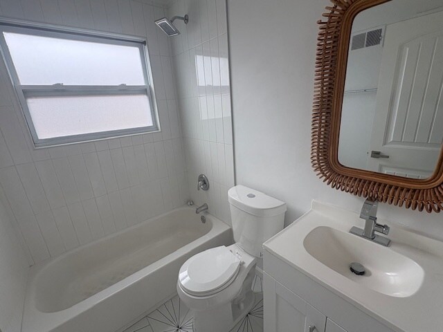 Building Photo - 3434 Nebraska Ave