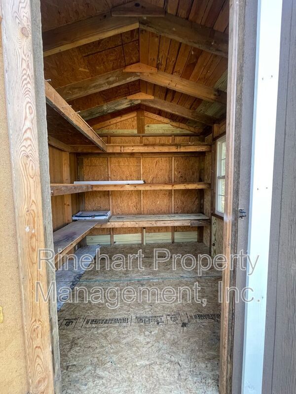 Building Photo - 1624 Pineburr Ln