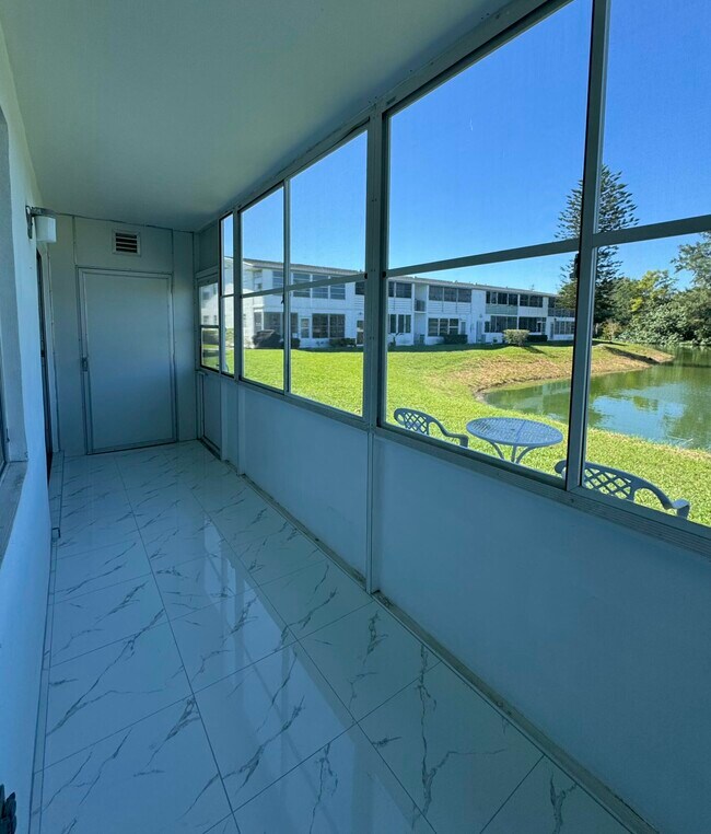 Building Photo - 148 Northampton H