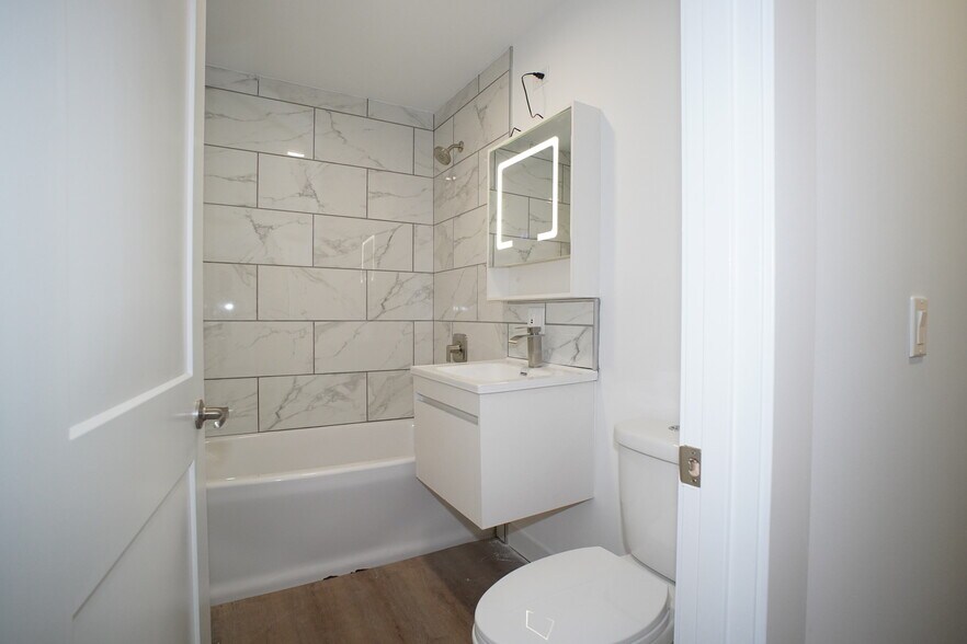 Building Photo - 1254 Idaho St