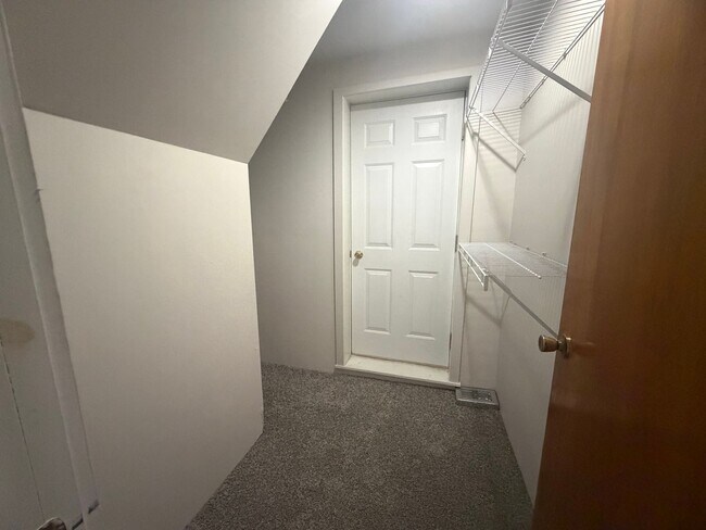 Building Photo - 21-23-23 Lyman St